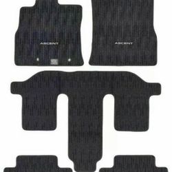 2019-2024
Subaru Ascent Brand New OEM carpeted mats - all 3 rows