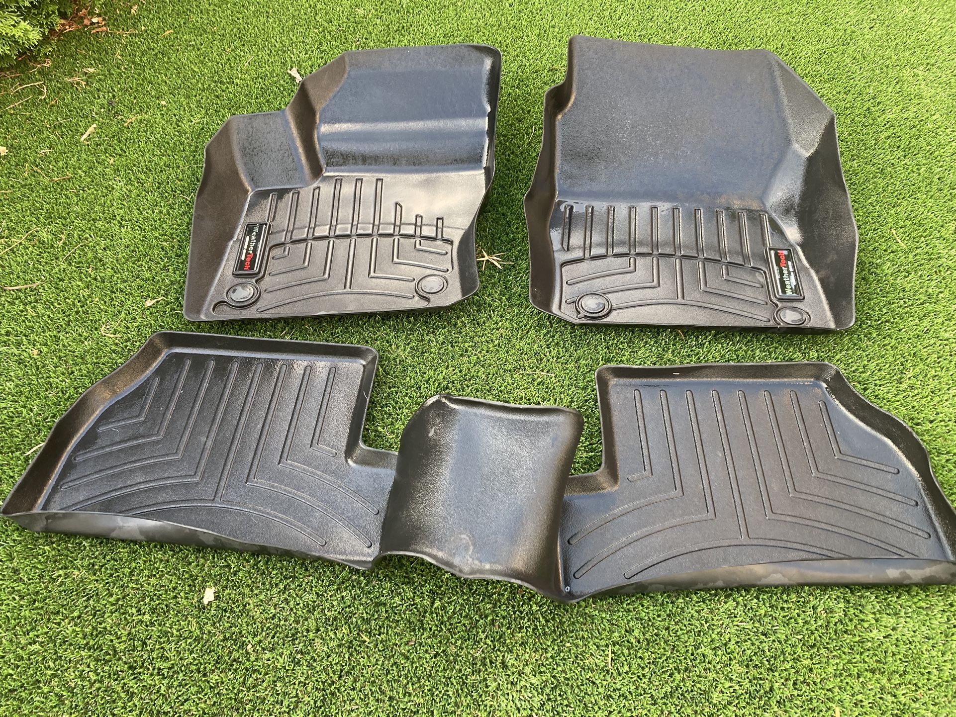 Ford Focus - 2018 WeatherTech Floor Liners