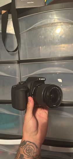 Canon Eos Rebel T7