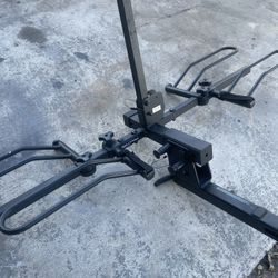 Bike dual hitch mounted