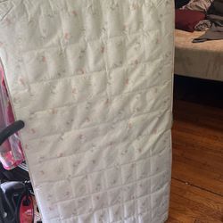 Toddler Size Bed 