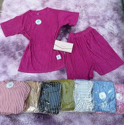 Set de 2 piezas nuevos size grande y XL $10
