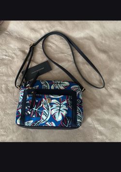 New Tommy Hilfiger bag