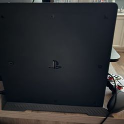 PS4/Controllers/Games 