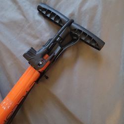 Schwinn Cyclone bike pump( NEW ) LOCAL PURCHASE ONLY