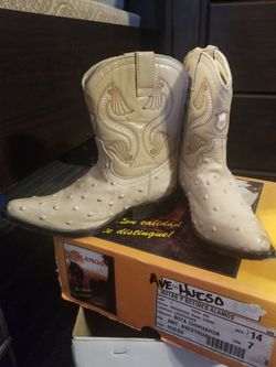 Kids cowboy boots