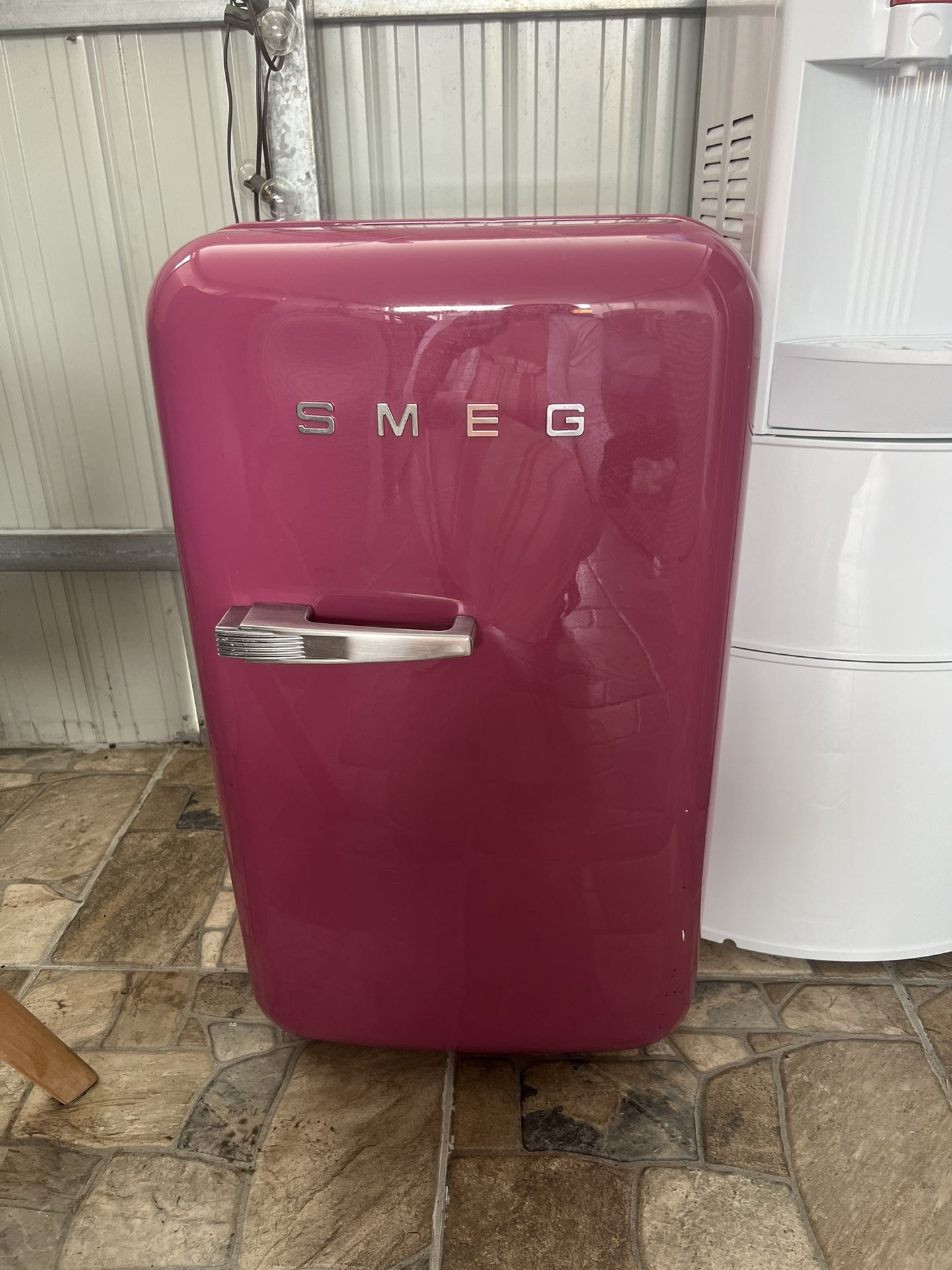 Smeg Mini fridge 