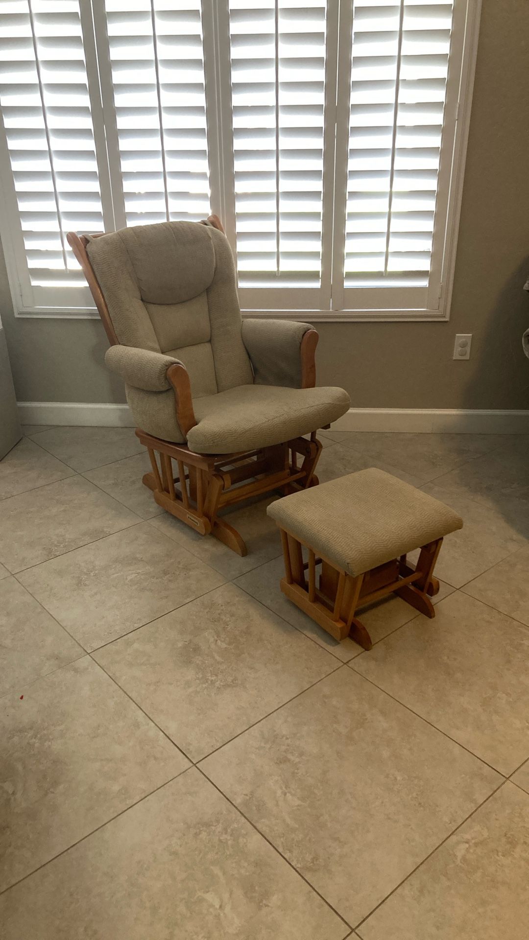 Glider Chair with Ottoman