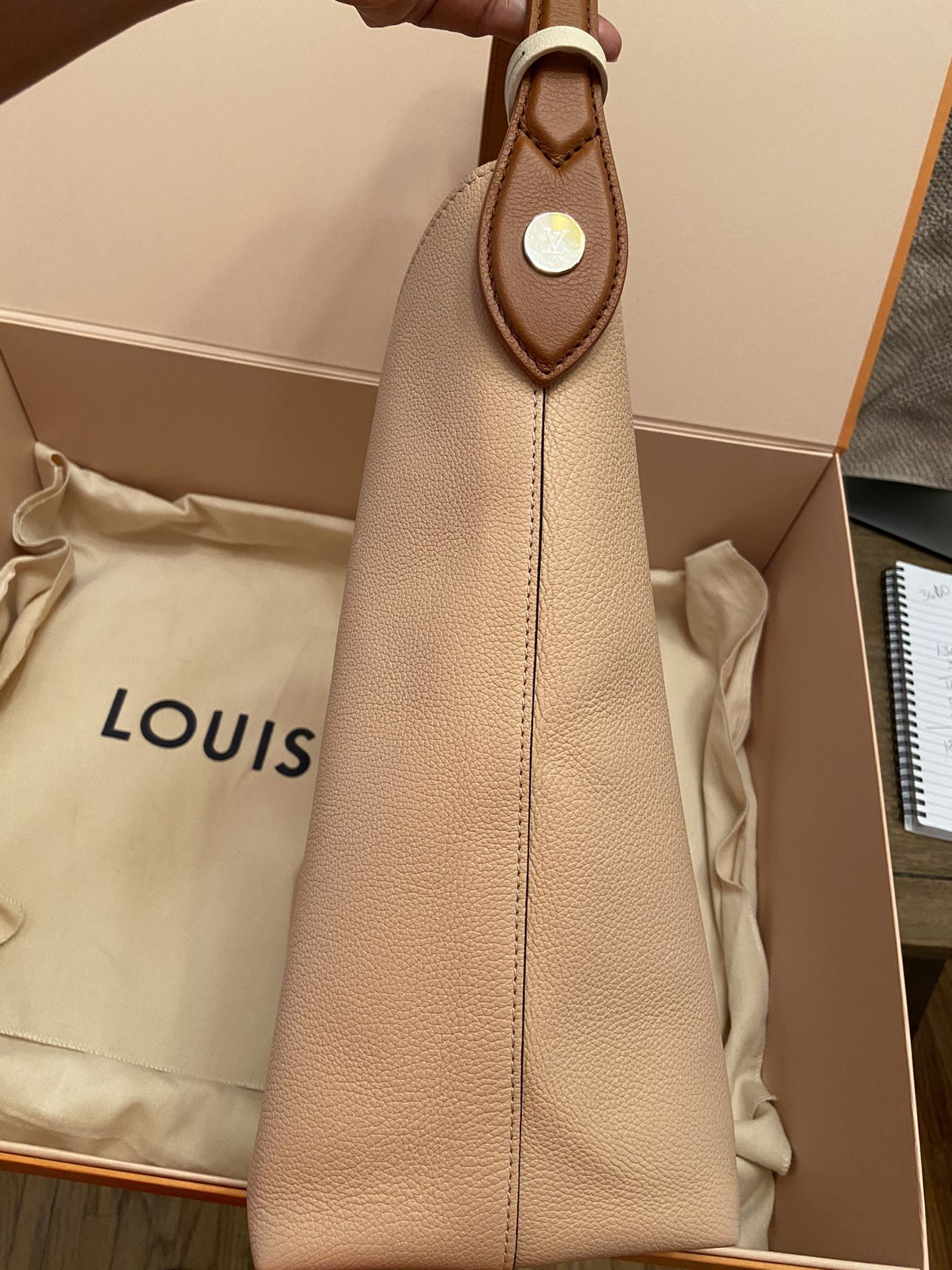 Louie Vuitton Purse Lockme Hobo for Sale in Oswego, IL - OfferUp