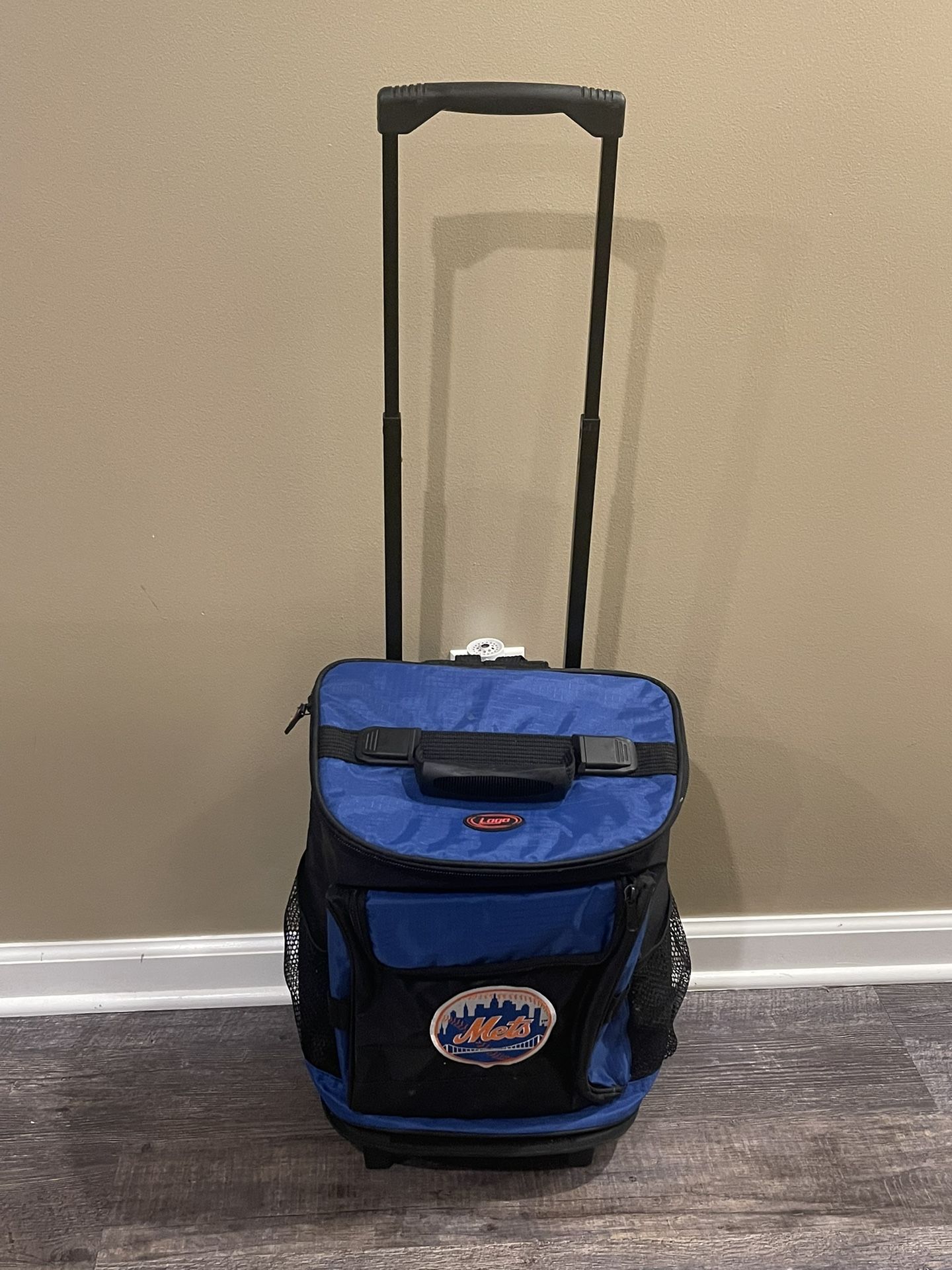 Logo Brands New York Mets Rolling Cooler Backpack