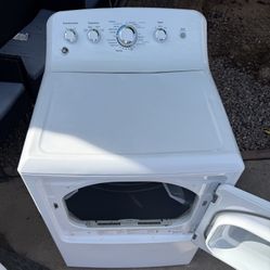 Dryer electric GE  High Efficiency  Works Great No Problem
