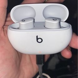 Beats By Dre Studio Earbuds 