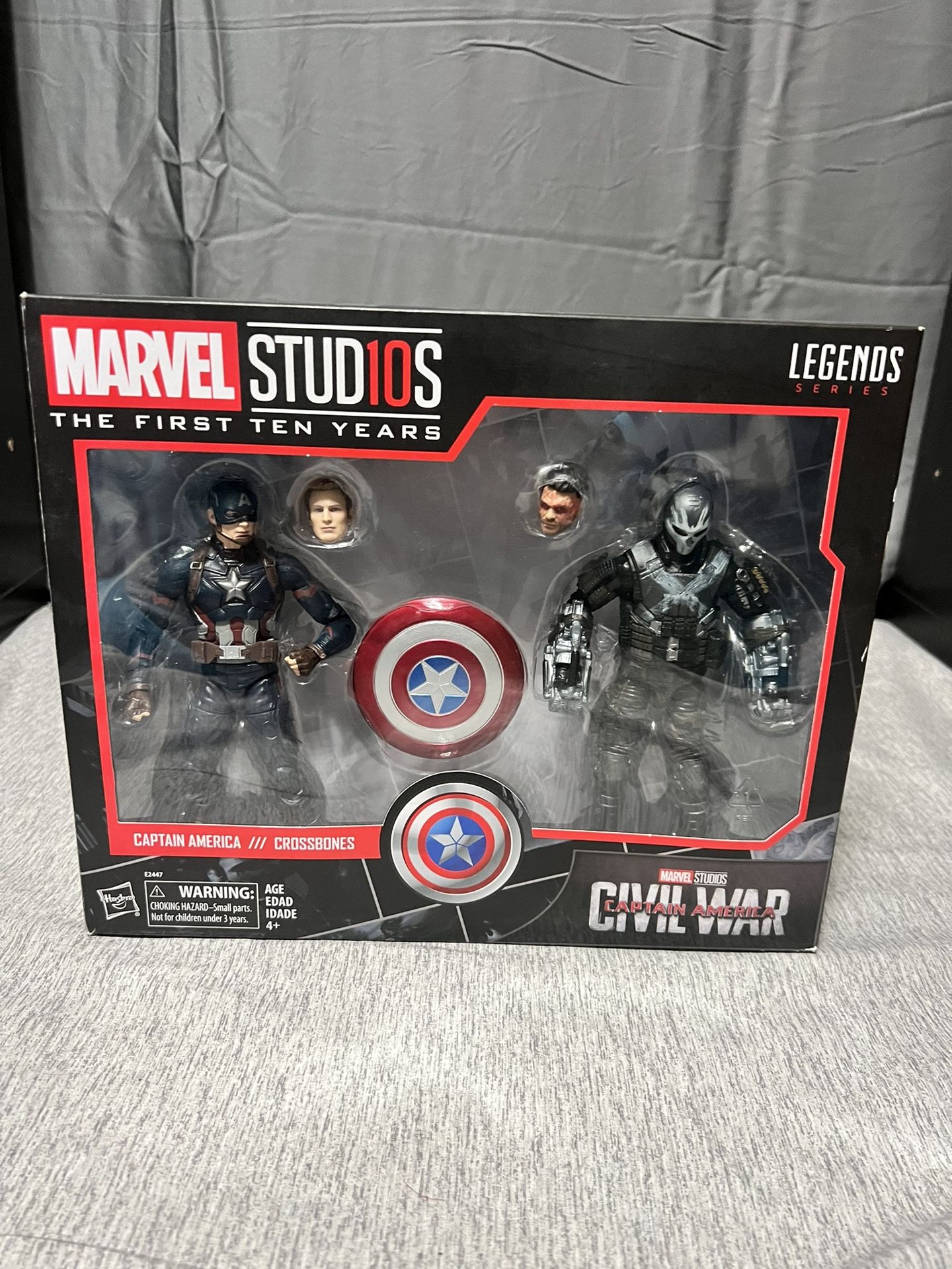 Captain America / crossbones