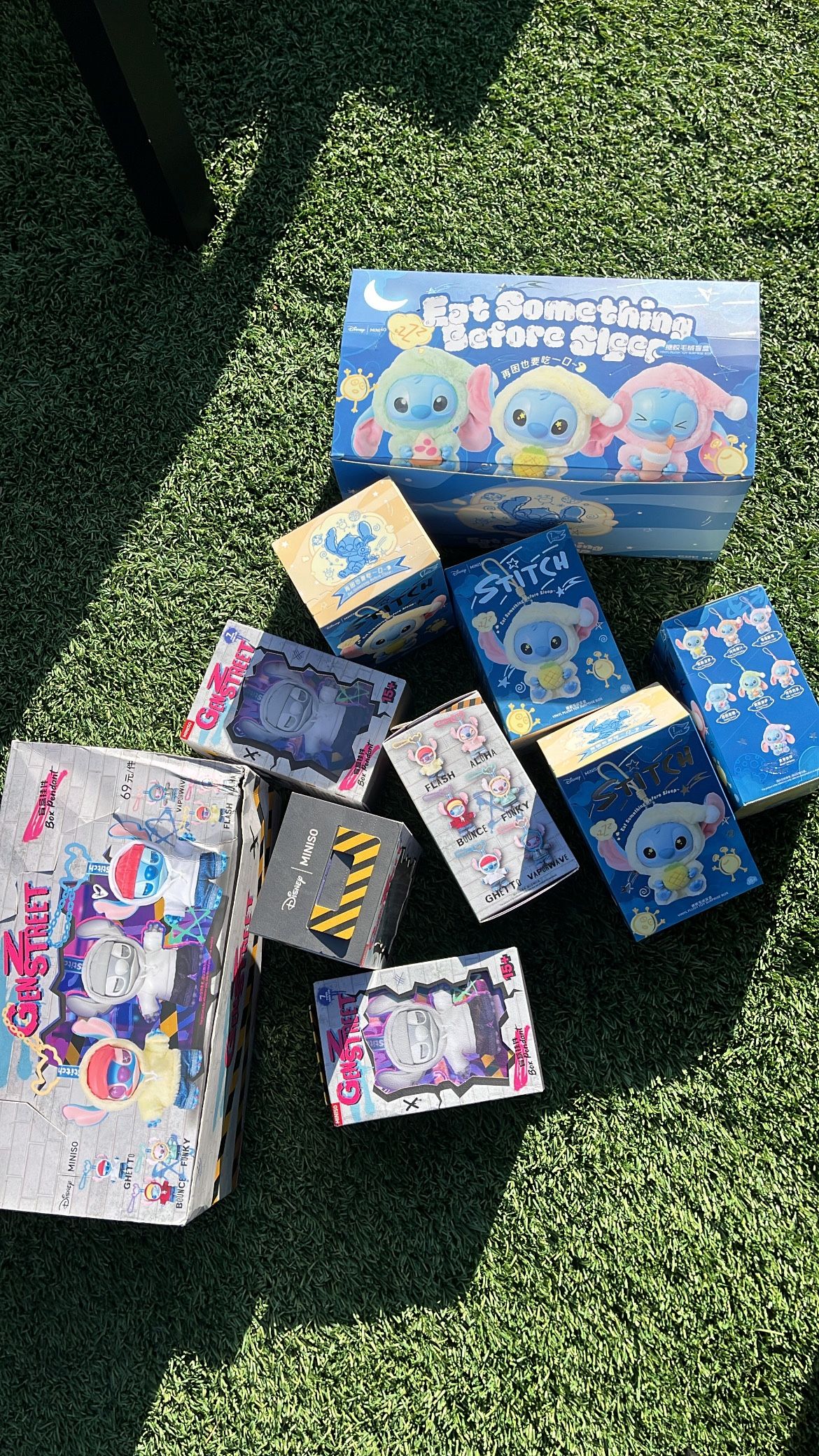 Gen Z Stitch And Eat Soemthing Before Sleep Stitch Series