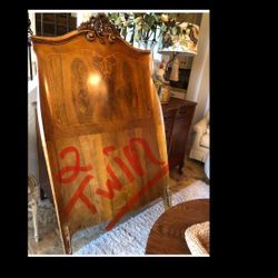 Two Twin Beds W/Twin Headboards, Side Rails & Foot Boards + Mattresses & Box springs Solid Wood French Inlay Antiques