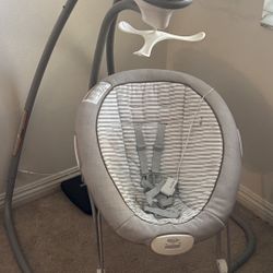 Baby Graco Swing/bouncer 