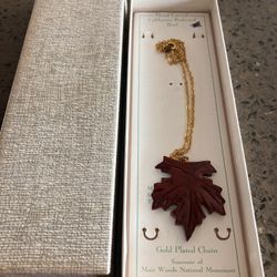 Vintage Carved Leaf Necklace 