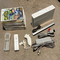 Nintendo Wii Console Bundle w/ 10 Games 1 Controller 1 Nunchuk Cords Tested READ
