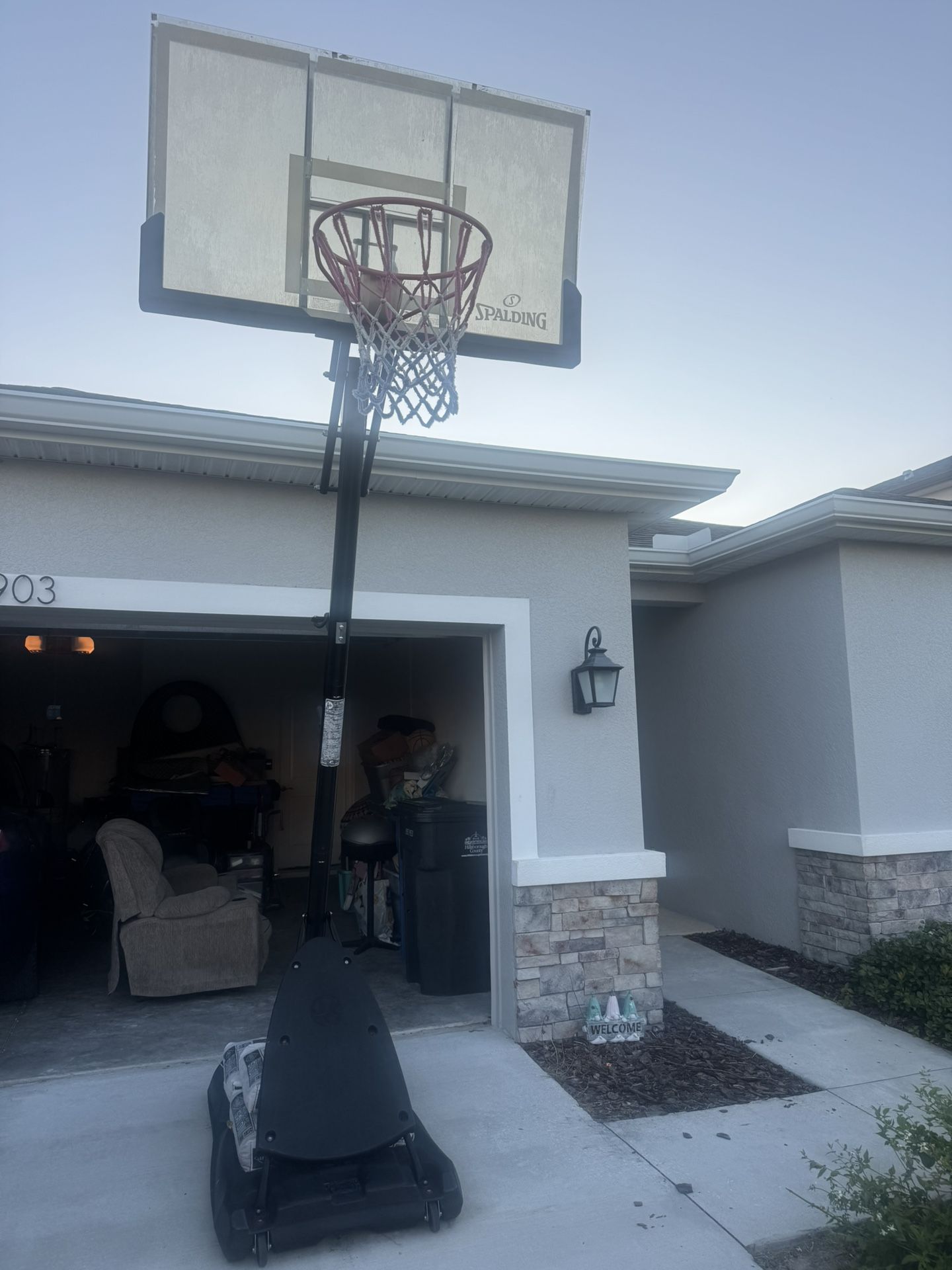Spalding Basketball Hoop