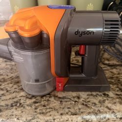 Dyson Cordless Hand Held Vacuum 