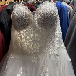 Wedding Dress!!