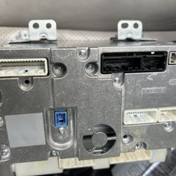 G37 Radio 