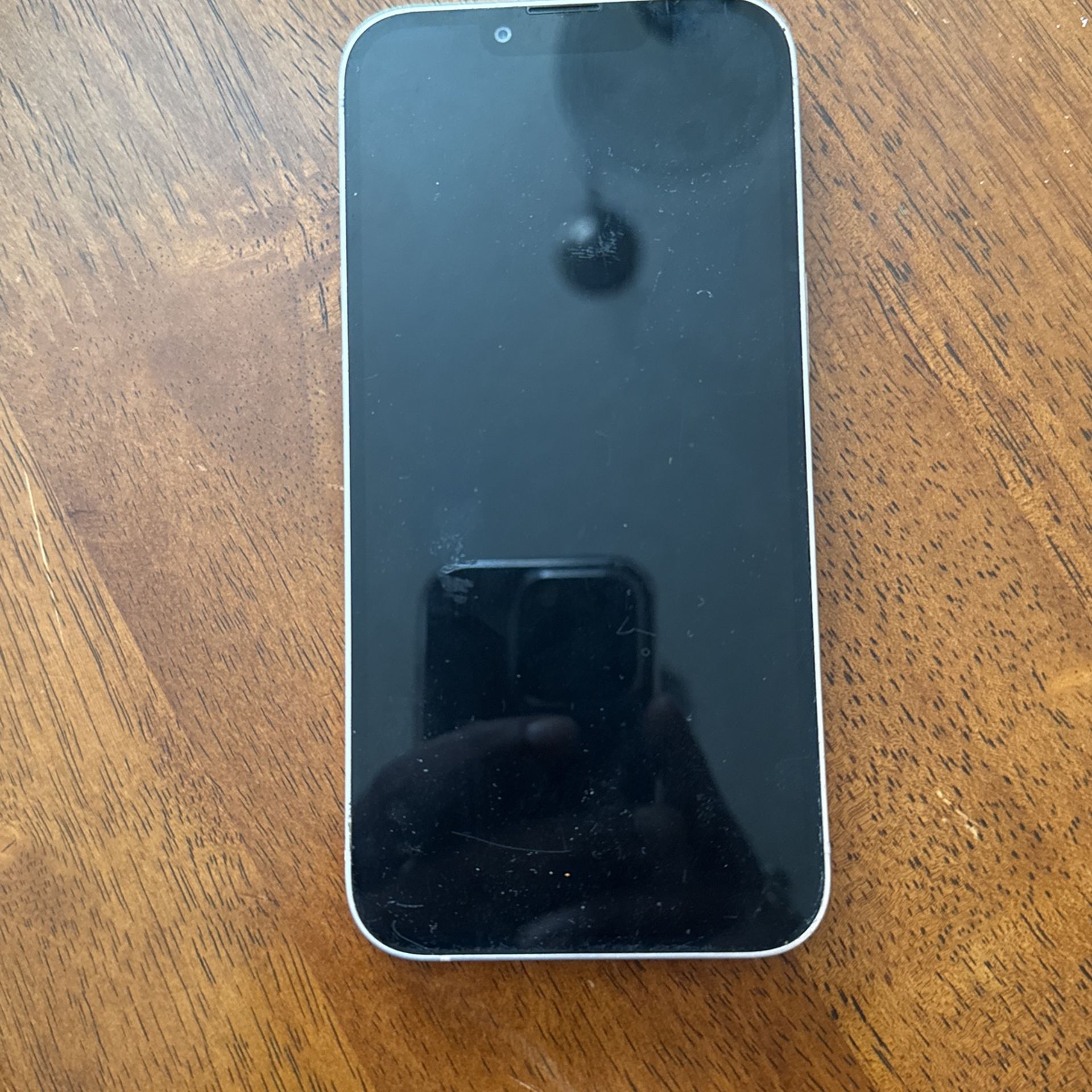 iPhone 13 128 GB - pink ( Back Glass Is Slightly broken Near Camera)