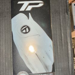 Taylor Made Golfing Gloves