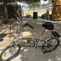 Folding bicycle