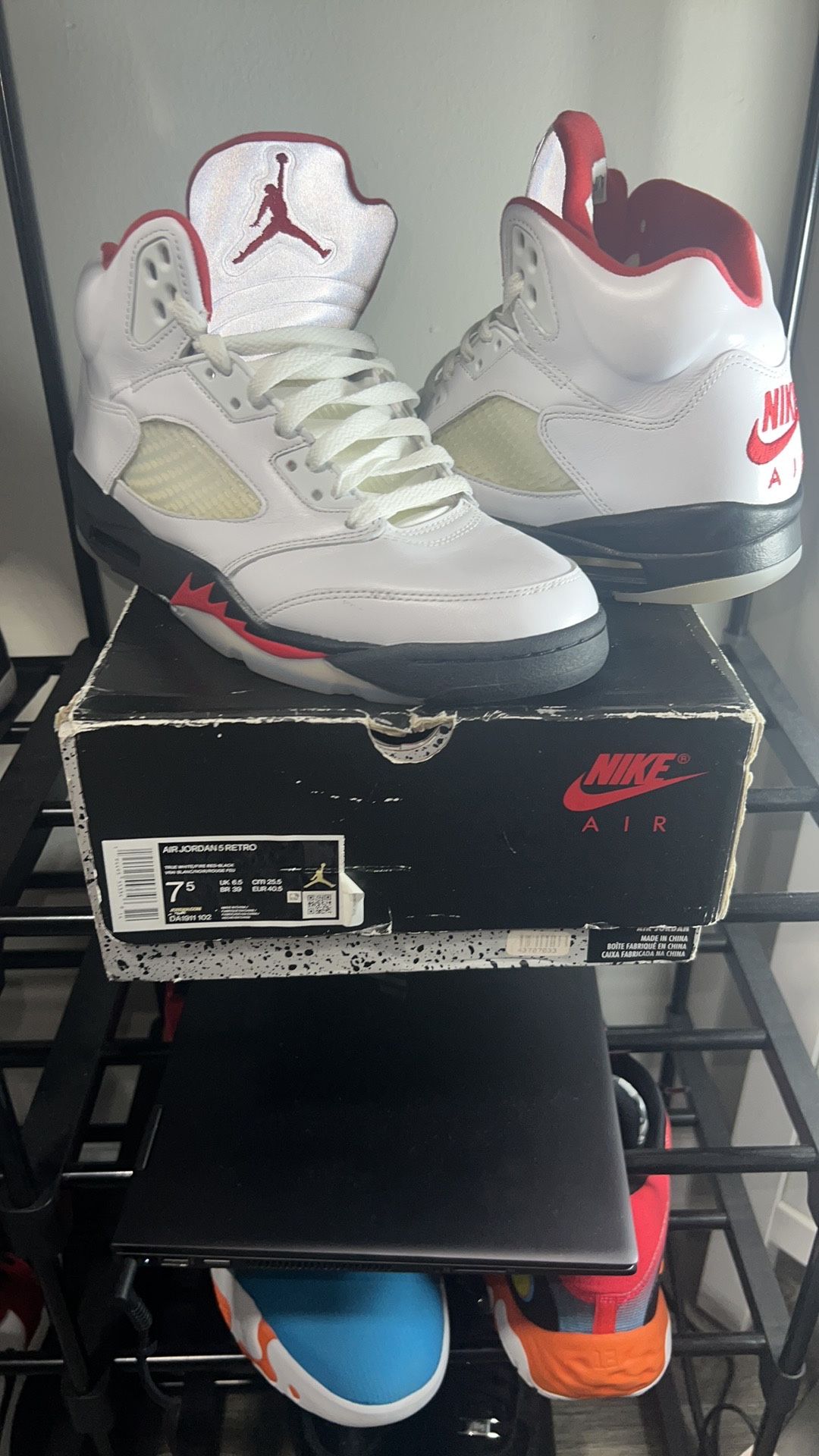 Jordan 5 Size 7.5m 9w With Og Box