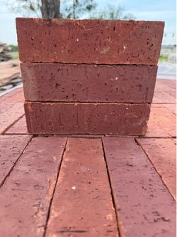 King-size Terracotta red clay bricks
