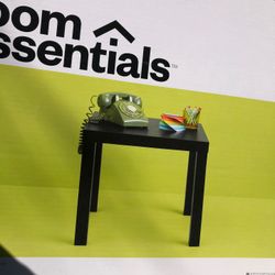 Table / Nightstand / Endtable