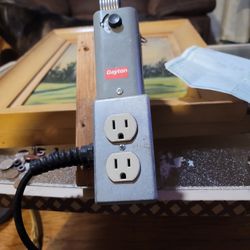 Temperature  Plug Set It To 80 And When Reaches 80 The Plug Turns On What You Have Plug Into It Lile A Fan Great For Grow Rooms And Actics