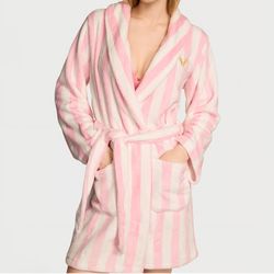 VICTORIA'S SECRET Cozy Plush Robe