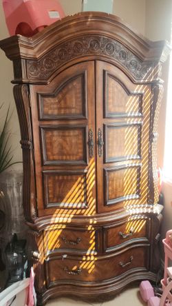 Large Ornate Wood Armoire with Drawers