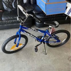 Brand new Huffy Rock,20 inches, pick up near Trinity food mart 76118, only cash money 76118,0nly cash