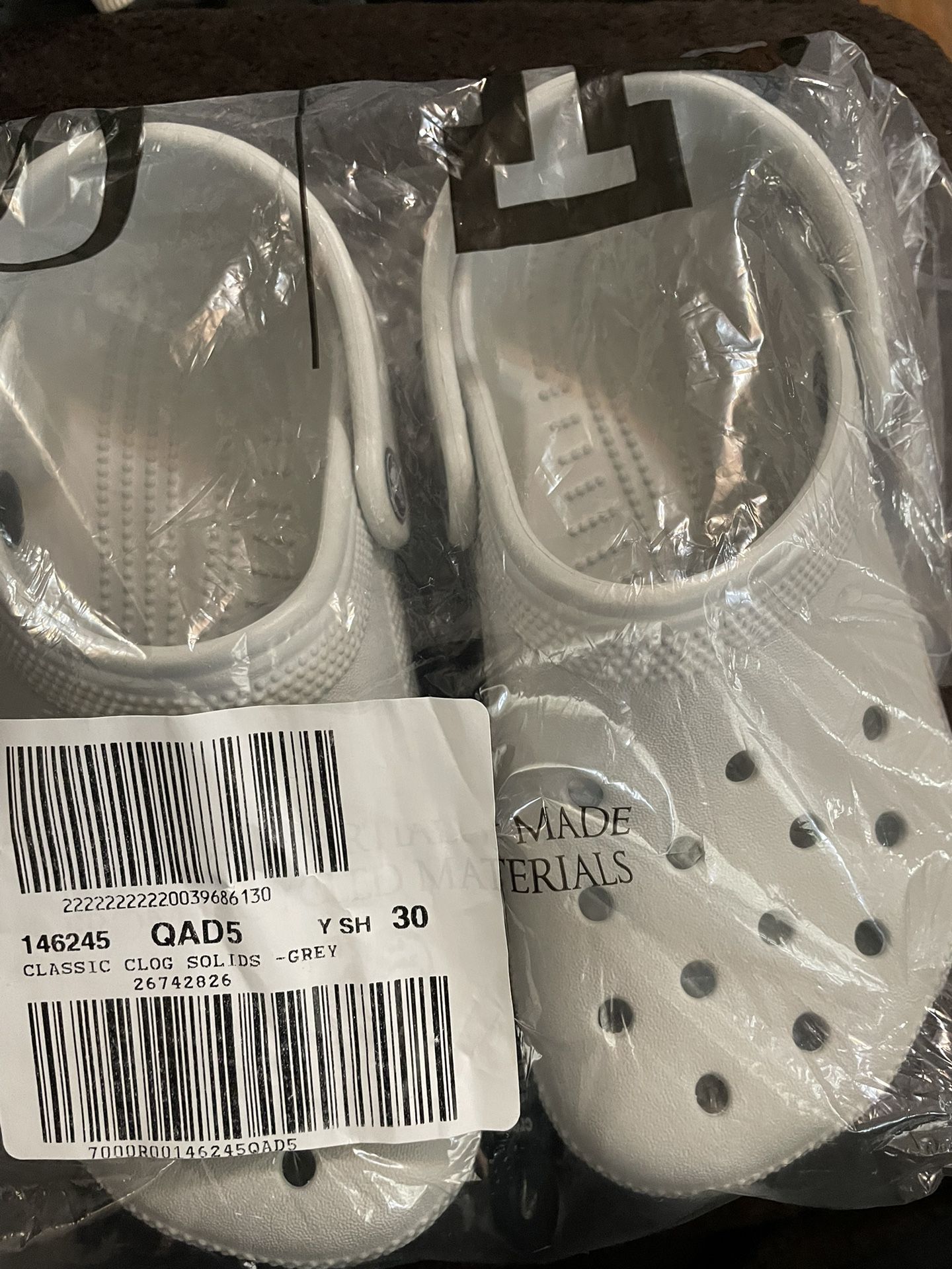 Size 5 Crocs 
