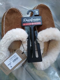 slippers