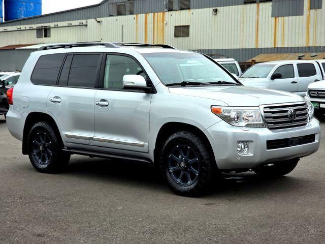 2013 Toyota Land Cruiser