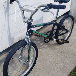 1998 Dyno/GT VFR  20" BMX Bike