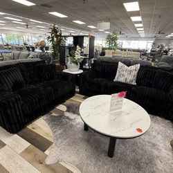 2 Pc Sofa And Loveseat 