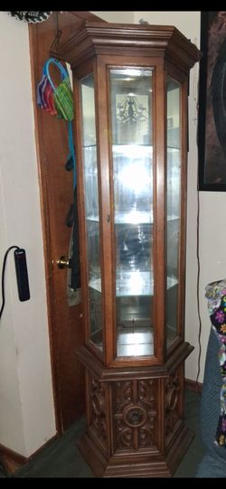 Curio cabinet