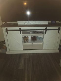 Tv stand
