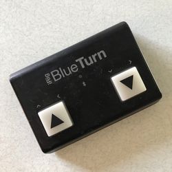 iRig BlueTurn Bluetooth Page Turner