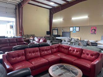 Leather sectional 🦖