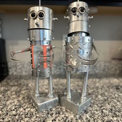 Decorative Metal Robots 