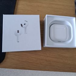 AirPods Pro 4s w/ANC USB-C