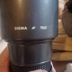 Rokunar 72mm UV filter.