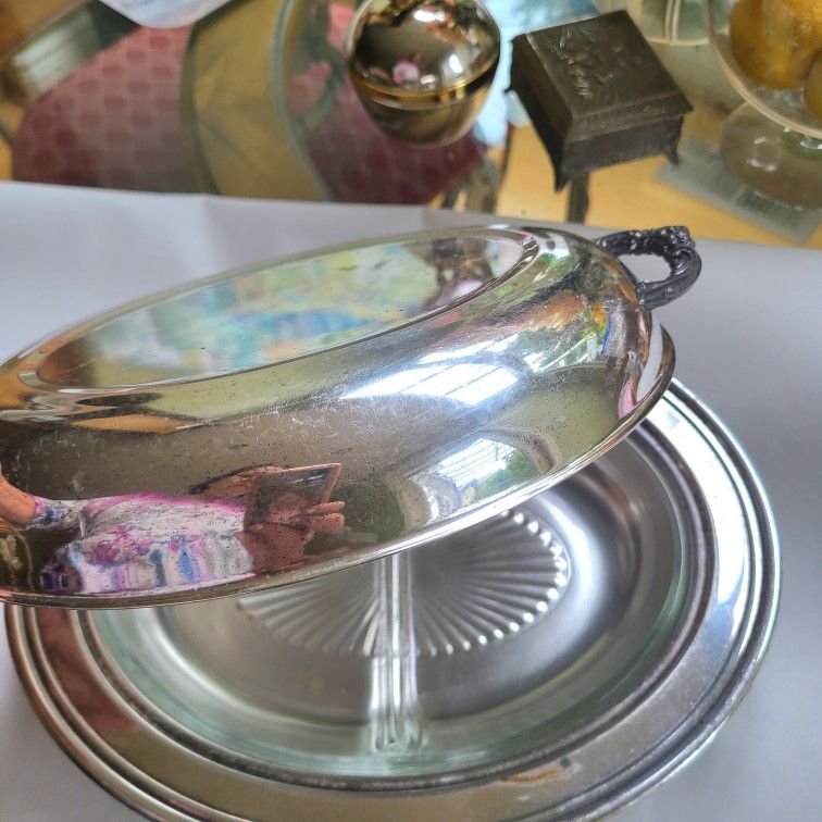 Vintage Sheridan Silver Plate Ornate Oval Serving Tray Platter W Divided Glass Insert & Lid 11"