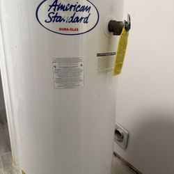 40 Gallon Gas American Standard Water Heater 